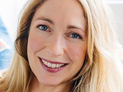 Jess Horn - YOAS yoga teacher