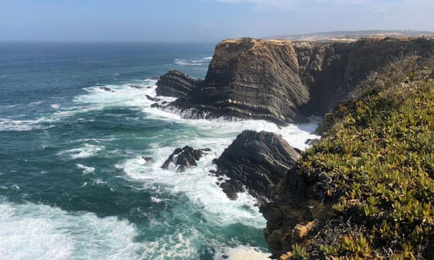 Cocoon, Atlantic coast, Portugal - YOAS - Yoga on a Shoestring holidays