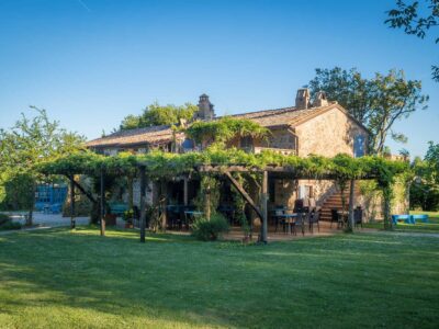 Quercia Calante Italy - YOAS Yoga Retreats