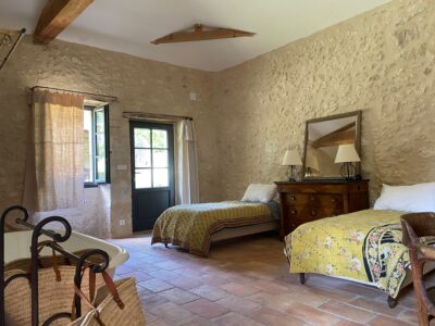 Amassa France - YOAS Yoga Retreats